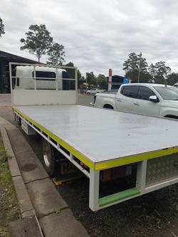 2009 Isuzu Nqr 450 White