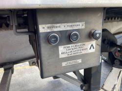 2011 Maxi Trans 34P Freezer B Double White