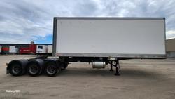 2013 Maxi Trans 12P Roll Back Freezer Van White