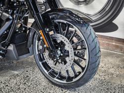 2024 Harley-Davidson Road Glide 3 (FLTRT) Trike Black