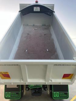 2024 Fuso Shogun FV70 460 White