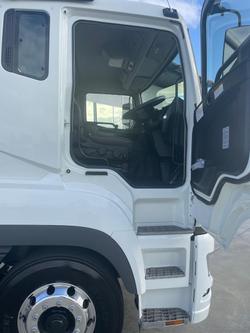 2024 Fuso Shogun FV70 460 White