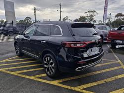 2023 Renault
                Koleos Life