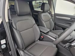 2023 Renault
                Koleos Life