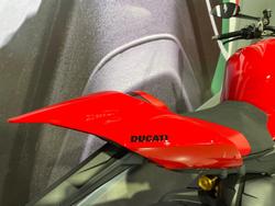 2024 Ducati Streetfighter V4 S Streetfighter Red
