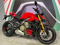 2024 Ducati Streetfighter V4 S Streetfighter Red