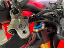 2024 Ducati Streetfighter V4 S Streetfighter Red