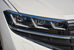 2024 Volkswagen Touareg 210TDI R-Line RC MY24 Four Wheel Drive Pure White