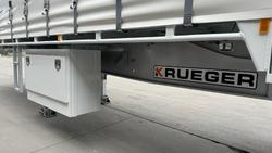 2025 Krueger 34P Straight Curtain Sider B Double White