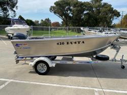 2025 QUINTREX 420 Busta