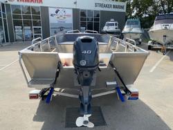 2025 QUINTREX 420 Busta