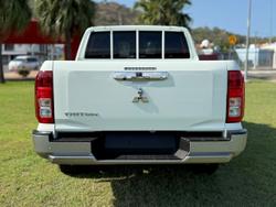 2024 Mitsubishi Triton GLX