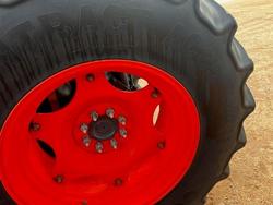 2013 Kubota M9540