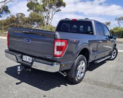 2024 Ford
                F-150 Lariat
