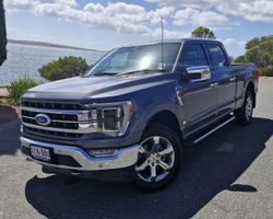 2024 Ford
                F-150 Lariat