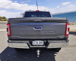 2024 Ford
                F-150 Lariat