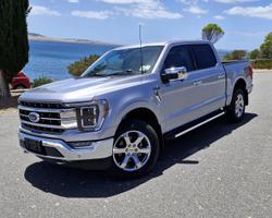 2024 Ford
                F-150 Lariat