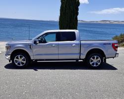 2024 Ford
                F-150 Lariat