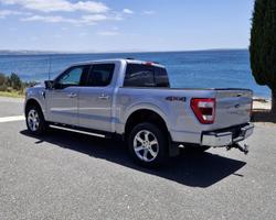 2024 Ford
                F-150 Lariat