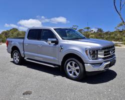 2024 Ford
                F-150 Lariat