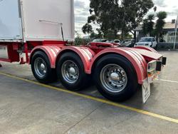 2018 Vawdrey St3 Lead A 12 Pallet Refrigerated Wing-Liner