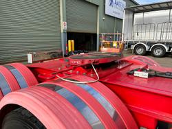 2018 Vawdrey St3 Lead A 12 Pallet Refrigerated Wing-Liner
