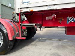 2018 Vawdrey St3 Lead A 12 Pallet Refrigerated Wing-Liner