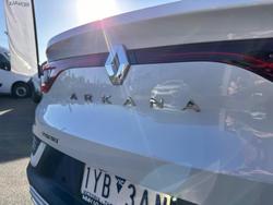2022 Renault
                Arkana Intens