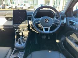 2022 Renault
                Arkana Intens