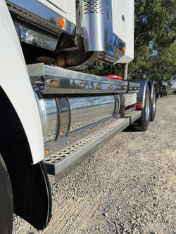 2016 Western Star 5800 Series 5864 White