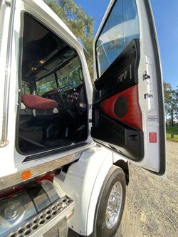 2016 Western Star 5800 Series 5864 White