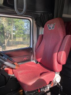 2016 Western Star 5800 Series 5864 White