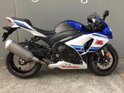 2016 Suzuki
GSX-R1000 30th Anniversary Edition