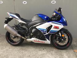 2016 Suzuki
GSX-R1000 30th Anniversary Edition