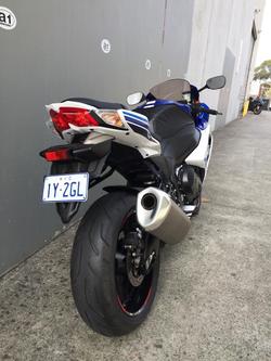2016 Suzuki
GSX-R1000 30th Anniversary Edition