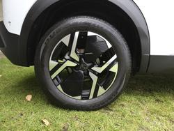 2023 Peugeot 2008 GT P24 MY24 Okenite White