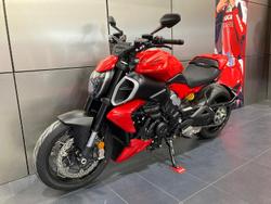 2024 Ducati Diavel V4 Diavel Red