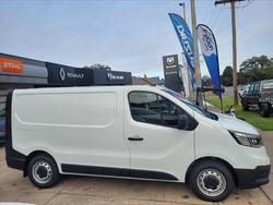 2024 Renault
                Trafic Pro
