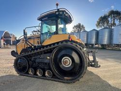 2019 Challenger Mt743