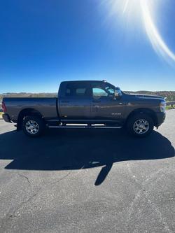 2024 RAM 2500 Laramie DJ MY24 4X4 Dual Range Granite Crystal