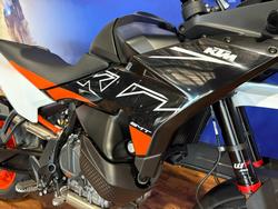 2024 Ktm 890 SM-T Black