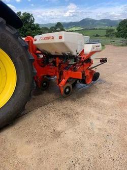 2010 Kuhn Maxima 2 Orange