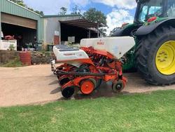 2010 Kuhn Maxima 2 Orange