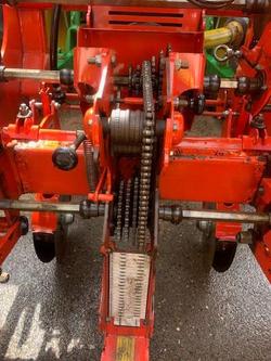 2010 Kuhn Maxima 2 Orange
