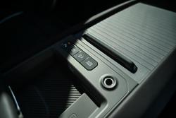 2024 Kia
                EV9 GT-Line
