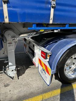 2021 Maxitrans
                St3 34 Pallet Drop Deck Mezzanine R/T 