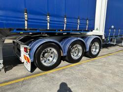 2021 Maxitrans
                St3 34 Pallet Drop Deck Mezzanine R/T 