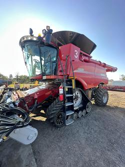 Case IH 8250 Suspended Tracks