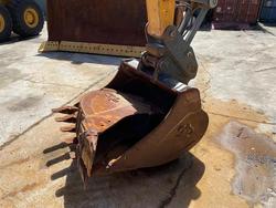 2021 Liebherr R 914 YELLOW