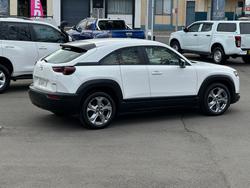 2022 MAZDA
MX-30 G20E EVOLVE MHEV